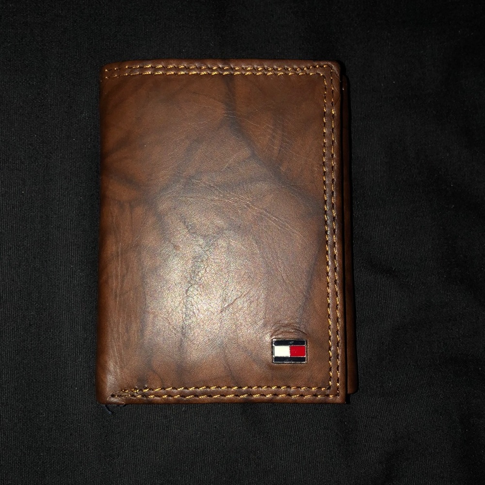 Tommy Hilfiger wallet